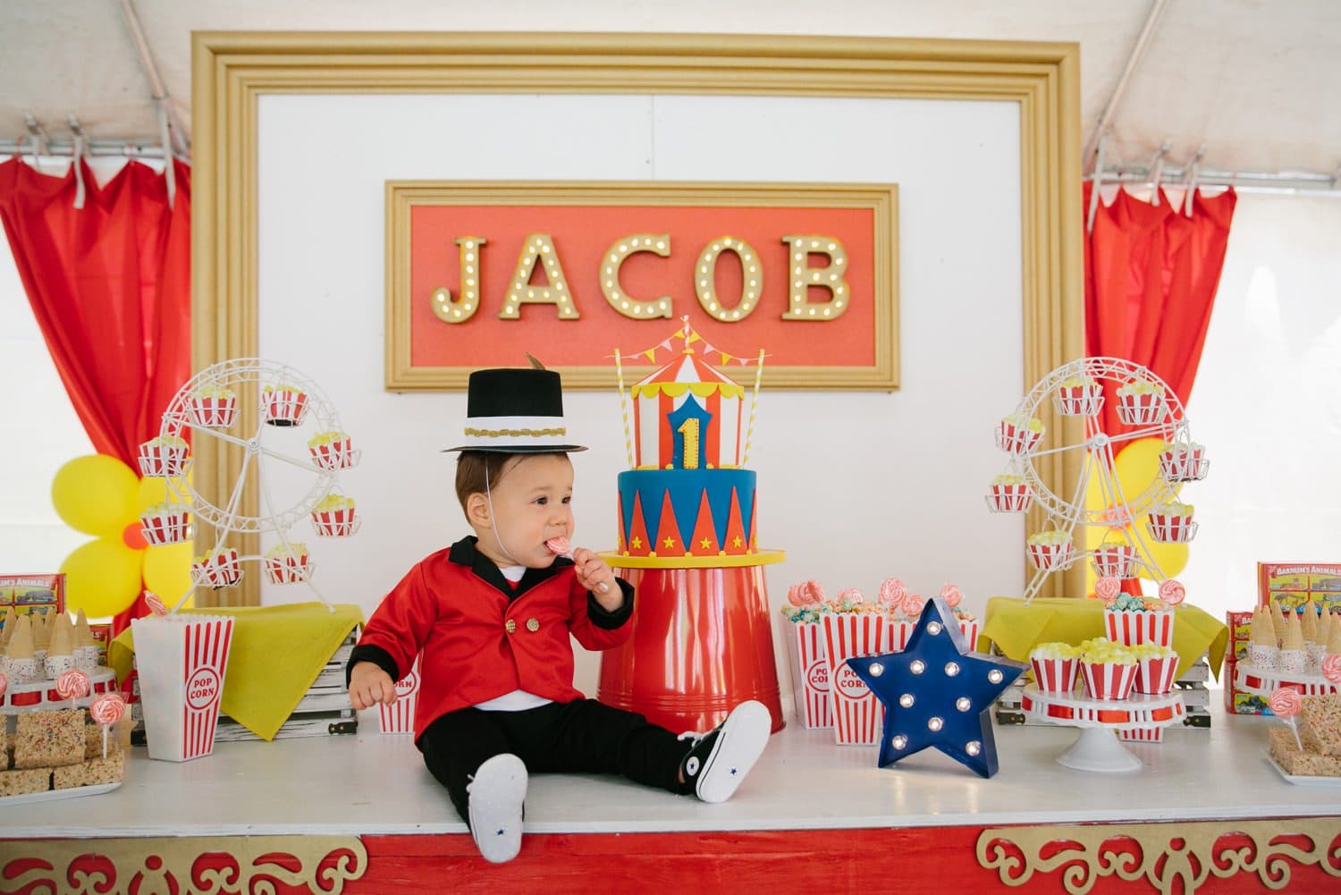 Circus Themed Birthday Party | Miami Family Photographer